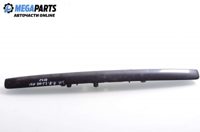 Лайсна заден капак за Audi A8 Sedan II (10.2002 - 07.2010), позиция: задна